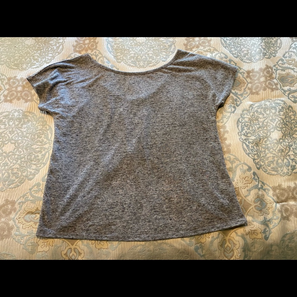 Victoria’s Secret cropped back tee size XS